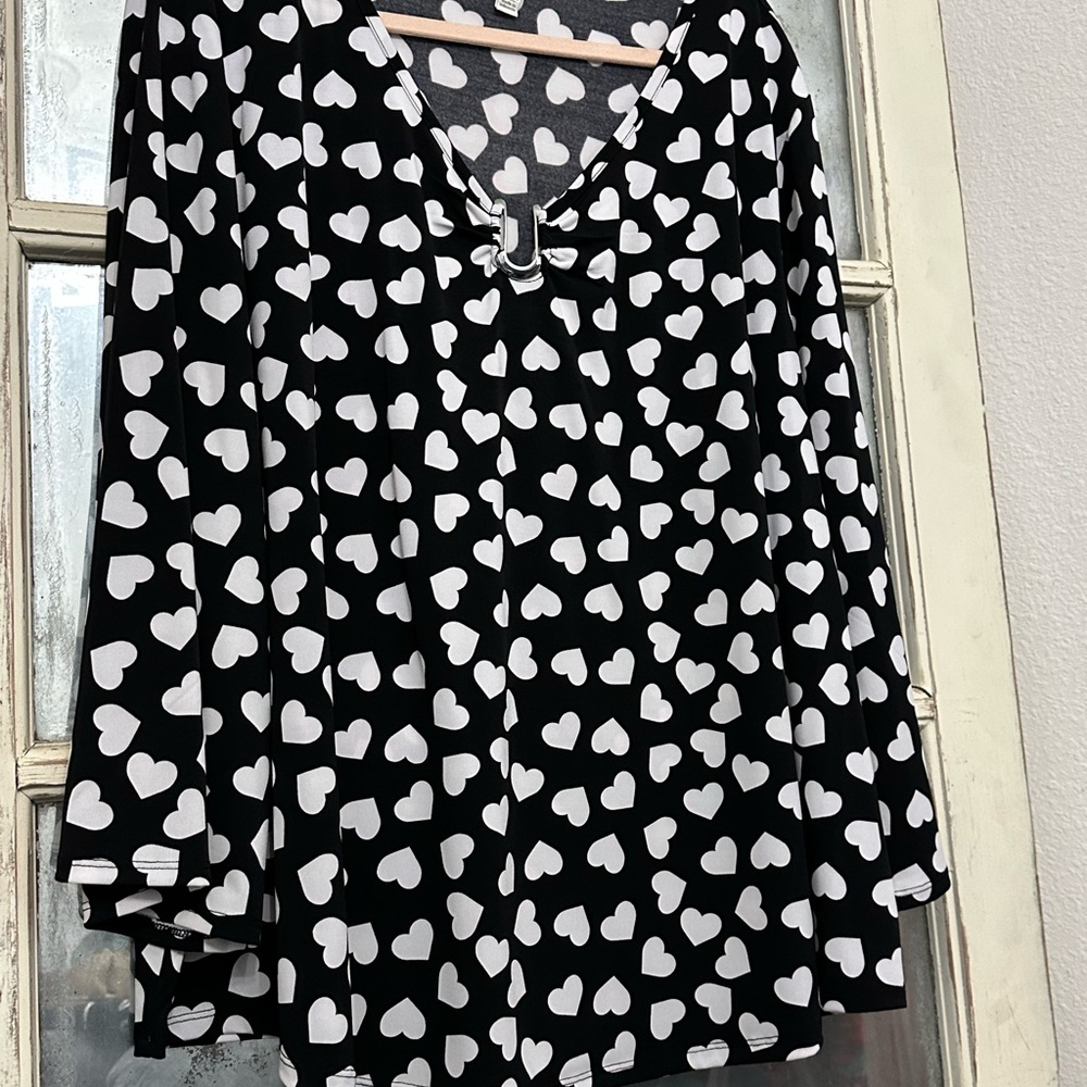 Cato Black and White 3/4 Sleeve Tie Front Blouse